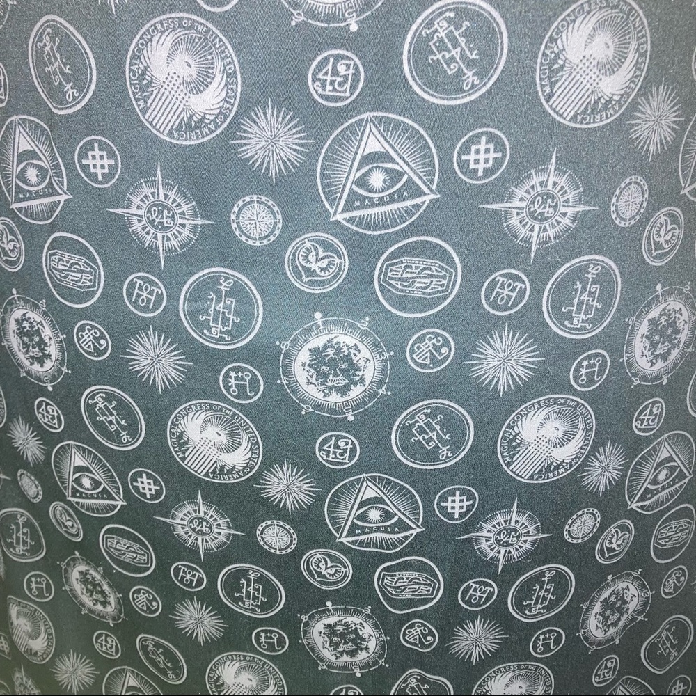 NWOT FANTASTIC BEASTS LIMITED EDITION DRESS SIZE18 - Picture 6 of 14